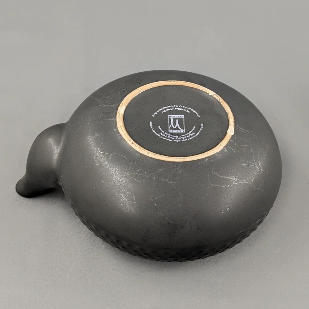 Morris Design Black Ceramic Hobnail Teapot with Infuser and Metal Handle